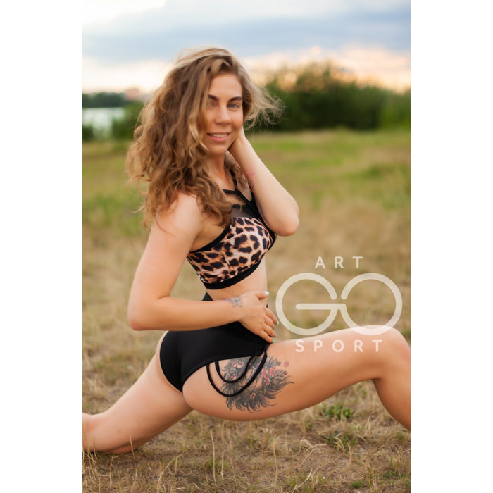 Asya & Spicy-P для полденса