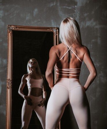 Топ Nebbia 'NS' FITNESS BRA 647 Bordo