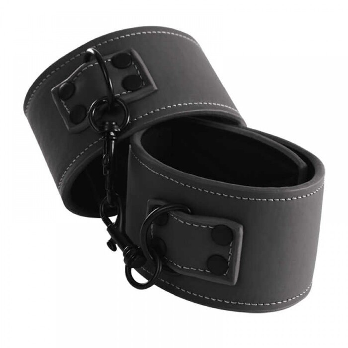 Наручники на запястья, черные RENEGADE BONDAGE WRIST CUFFS BLACK