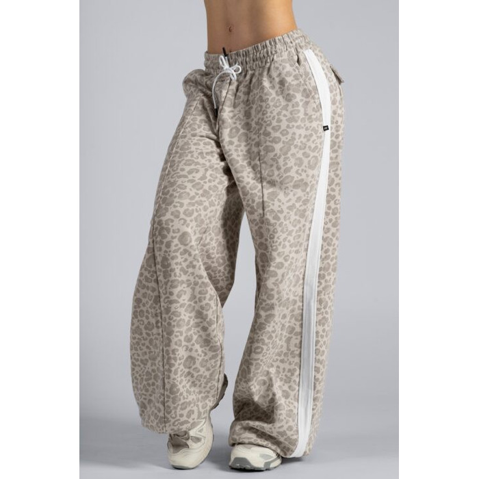 Штани Nebbia Baggy Leopard Sweatpants PRIMAL Cream Leopard 865