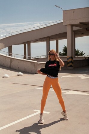 ФУТБОЛКА NEBBIA WOMEN'S T-SHIRT BLACK 592