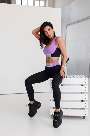 Топ High-Impact Padded Sports Bra SIGNATURE Lila 472 Lilac