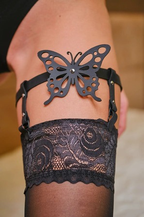 Подвязки для чулок с бабочкой Candy Hero 'модель S10B' натуральная кожа, ручная работа