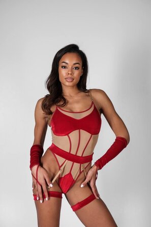 Боді ISHTAR з Оксамиту з Гартерами Поясом та Рукавичками для Pole Dance та Сценічних Виступів - червоний