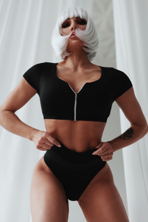 Топ Fitzona BLACK SWIMSUIT TOP WITH SLEEVES AND ZIPER