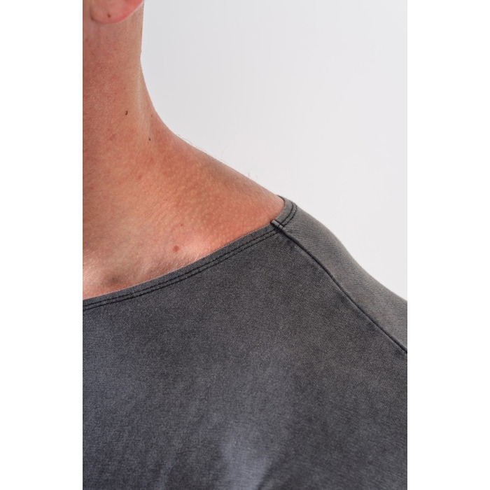 Футболка Nebbia Washed Rag Top GOLDEN AGE Black 788