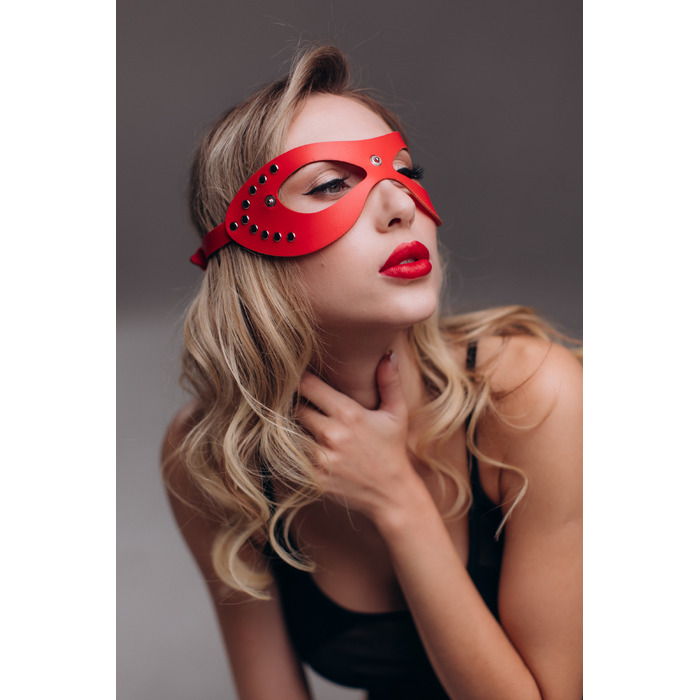 Маска Candy Hero МD2 красная экокожа