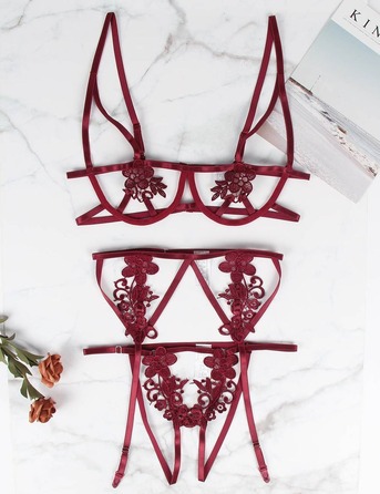 Комплект білизни з поясом для панчіх Star Night трусики з відкритим доступом, бордовий, XS/S